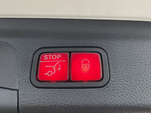 Certified 2024 Mercedes-Benz GLE 350 4MATIC image 11