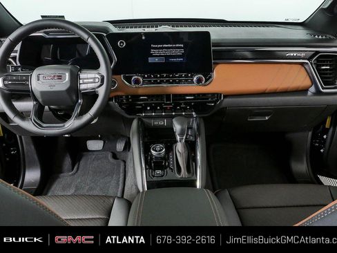 New 2026 GMC Canyon AT4 w/ Nightfall Edition AWD/4WD image 18
