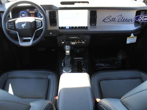 New 2025 Ford Bronco Outer Banks image 12