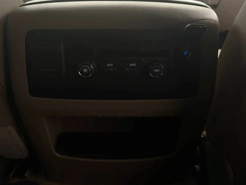 Used 2019 Chevrolet Tahoe LT RWD image 37