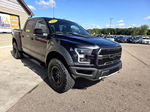 Used 2018 Ford F150 Raptor w/ Equipment Group 802A Luxury image 3