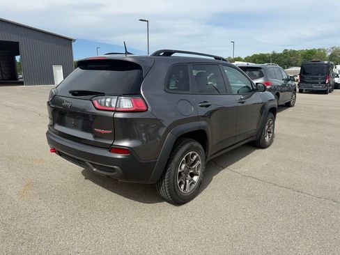 Used 2022 Jeep Cherokee Trailhawk w/ Sun, Sound & Nav Group AWD/4WD image 6