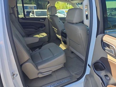 Used 2020 Chevrolet Suburban LT w/ Texas Edition Package AWD/4WD image 14
