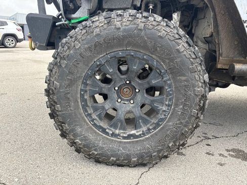 Used 2013 Jeep Wrangler Unlimited Sport AWD/4WD image 13