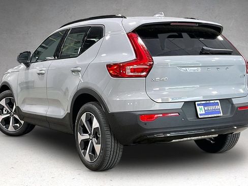 New 2026 Volvo XC40 B5 Plus w/ Protection Package Premier AWD/4WD image 3