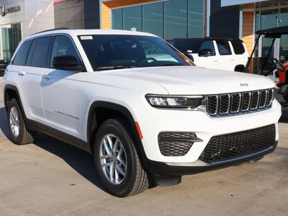 New 2025 Jeep Grand Cherokee Laredo