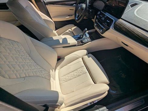 Certified 2023 BMW 530i w/ Convenience Package RWD image 22