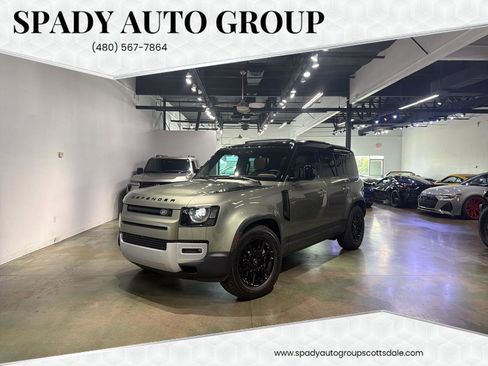 Used 2025 Land Rover Defender 110 S image 1