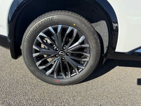 New 2026 Nissan Rogue Platinum w/ Platinum Premium Package image 13