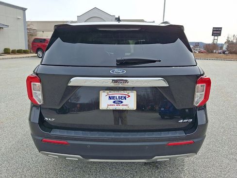 Certified 2021 Ford Explorer XLT w/ Equipment Group 202A AWD/4WD image 23
