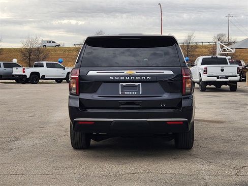 Certified 2024 Chevrolet Suburban LT image 6