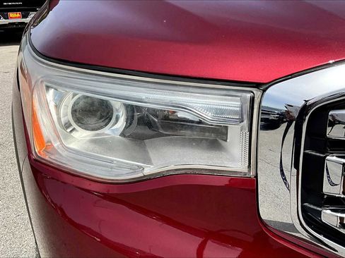 Used 2017 GMC Acadia SLT image 26