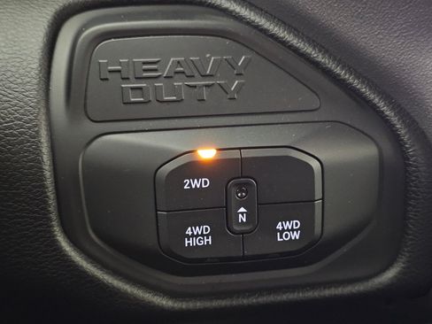 New 2026 RAM 2500 Laramie w/ Towing Technology Group AWD/4WD image 24