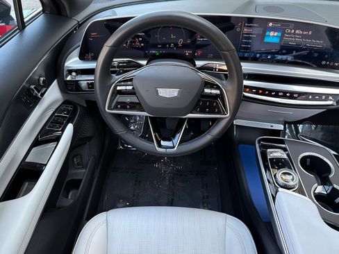 Used 2024 Cadillac Lyriq Sport RWD image 13