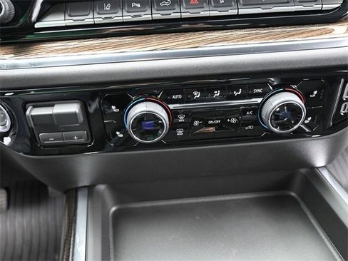 Used 2025 Chevrolet Silverado 2500 LT w/ Texas Edition image 26