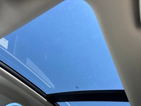 Used 2022 Ford Edge SEL w/ Convenience Package image 19