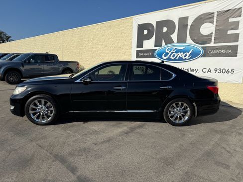 Used 2011 Lexus LS 460 w/ Comfort Pkg RWD image 6