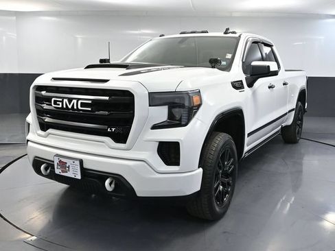 Used 2021 GMC Sierra 1500 Elevation w/ LPO, Elevation Black Package AWD/4WD image 13