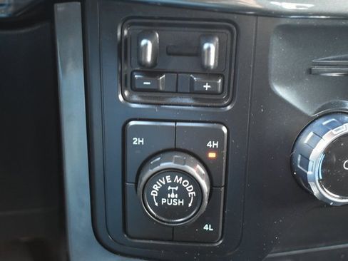 Used 2022 Ford F150 XLT w/ Equipment Group 302A High image 32