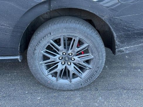 New 2025 Ford Expedition Platinum w/ Stealth Performance Package image 4