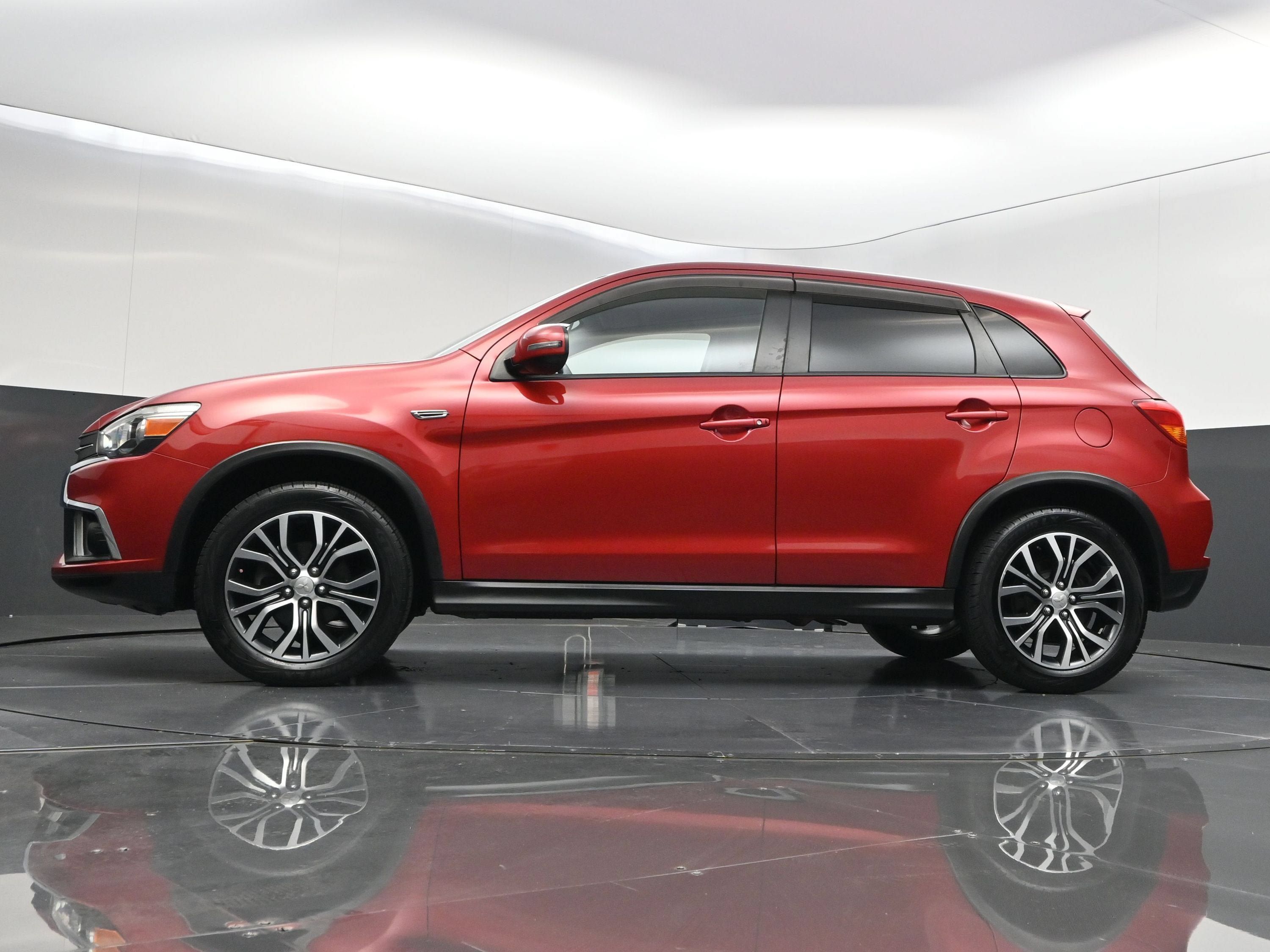 Used 2018 Mitsubishi Outlander Sport SE AWD/4WD image 39