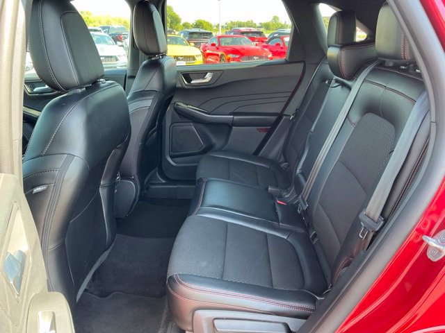Used 2025 Ford Escape ST-Line Select AWD/4WD image 21