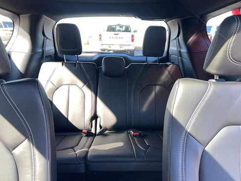 New 2026 Chrysler Pacifica Select FWD image 30