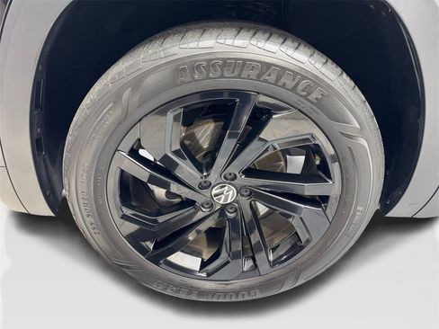 Used 2023 Volkswagen Atlas SE w/ Panoramic Sunroof Package image 83