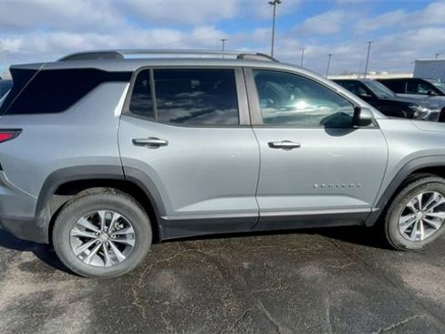 New 2026 Chevrolet Equinox LT w/ Convenience Package II image 2