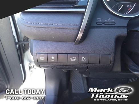 Used 2022 Toyota Camry LE image 10