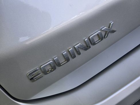 Used 2019 Chevrolet Equinox LS image 14