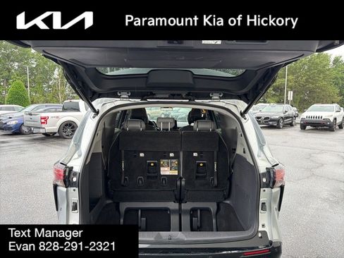 Used 2021 Toyota Sienna Limited FWD image 10