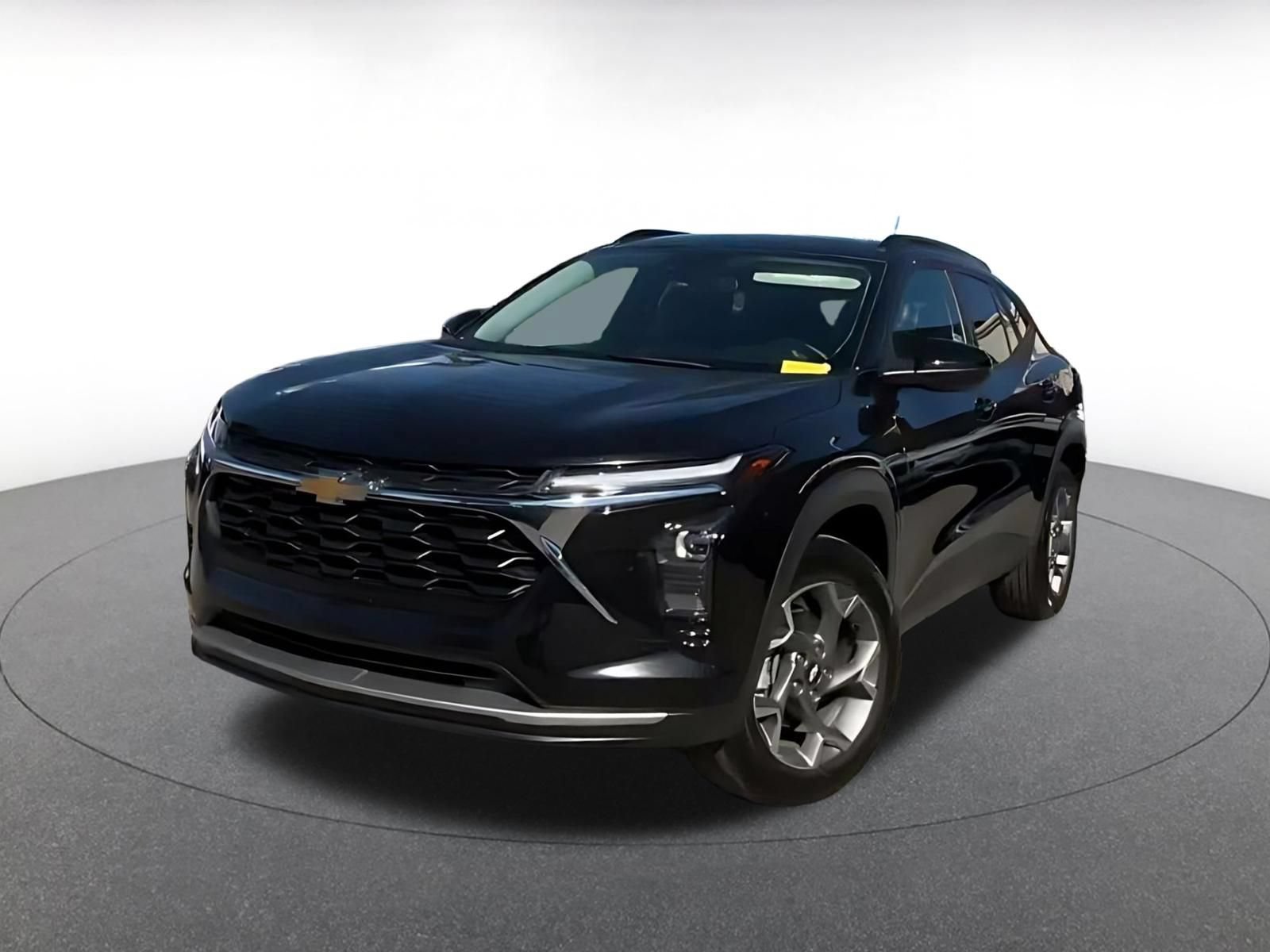 Used 2025 Chevrolet Trax LT w/ LT Convenience Package FWD image 6