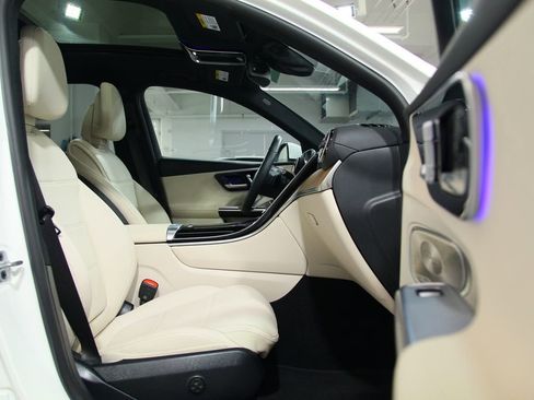 Certified 2023 Mercedes-Benz GLC 300 4MATIC image 23