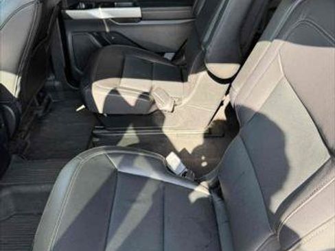 Certified 2022 Ford Explorer Limited w/ Equipment Group 301A image 15