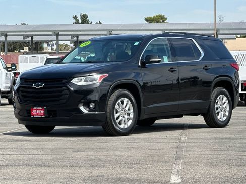 Used 2020 Chevrolet Traverse LT FWD image 7