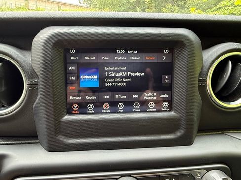 Used 2018 Jeep Wrangler Unlimited Sahara AWD/4WD image 20