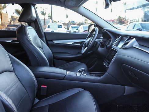 Used 2020 INFINITI QX50 Sensory w/ Proactive Package image 21