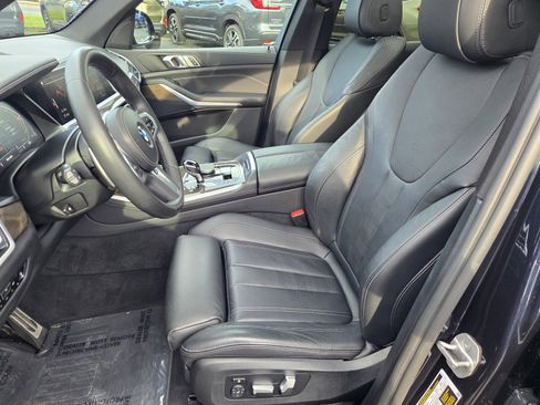 Used 2022 BMW X5 xDrive40i w/ M Sport Package image 15