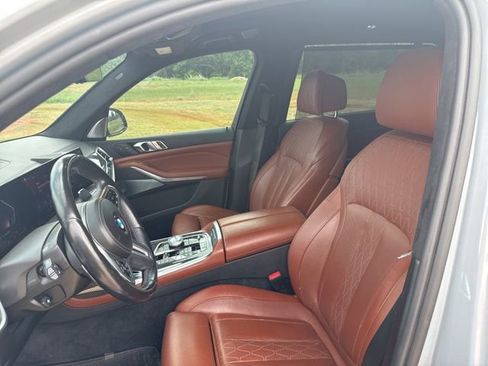 Used 2023 BMW X7 M60i w/ Executive Package AWD/4WD image 10