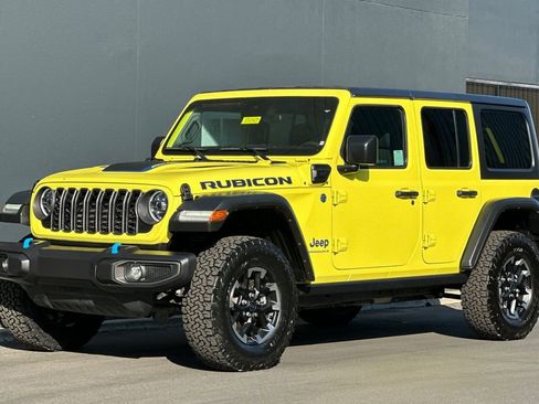 Used 2024 Jeep Wrangler Unlimited Rubicon 4xe image 8