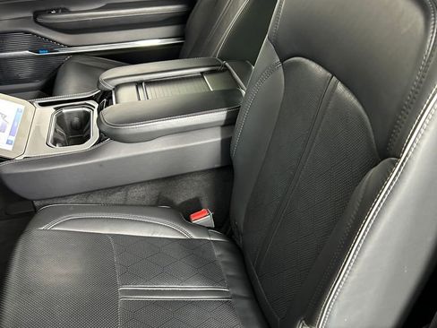 Used 2024 Jeep Grand Wagoneer L Series II w/ Quick Order Packagew 28T image 17