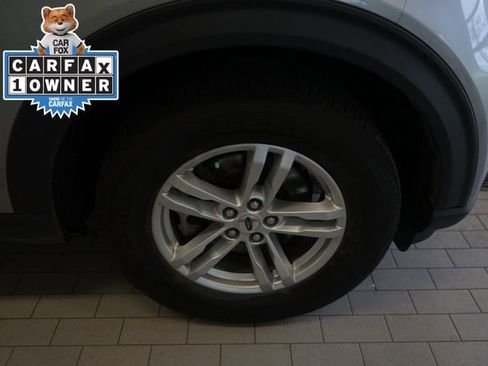 Certified 2022 Ford Explorer XLT image 16