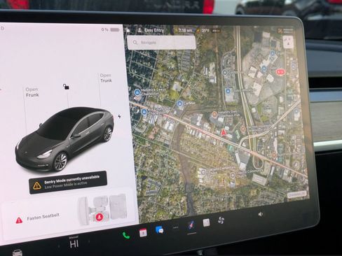 Used 2018 Tesla Model 3 Long Range image 23