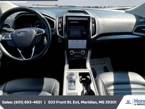 Used 2024 Ford Edge SEL image 13