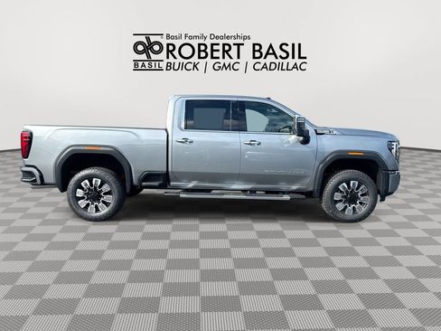 New 2026 GMC Sierra 2500 Denali w/ Denali Reserve Package AWD/4WD image 9