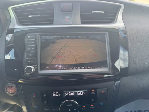 Used 2019 Nissan Sentra SR w/ Exterior Package image 16