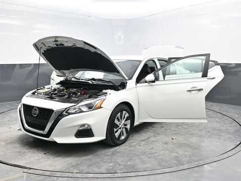 Used 2021 Nissan Altima 2.5 S image 37