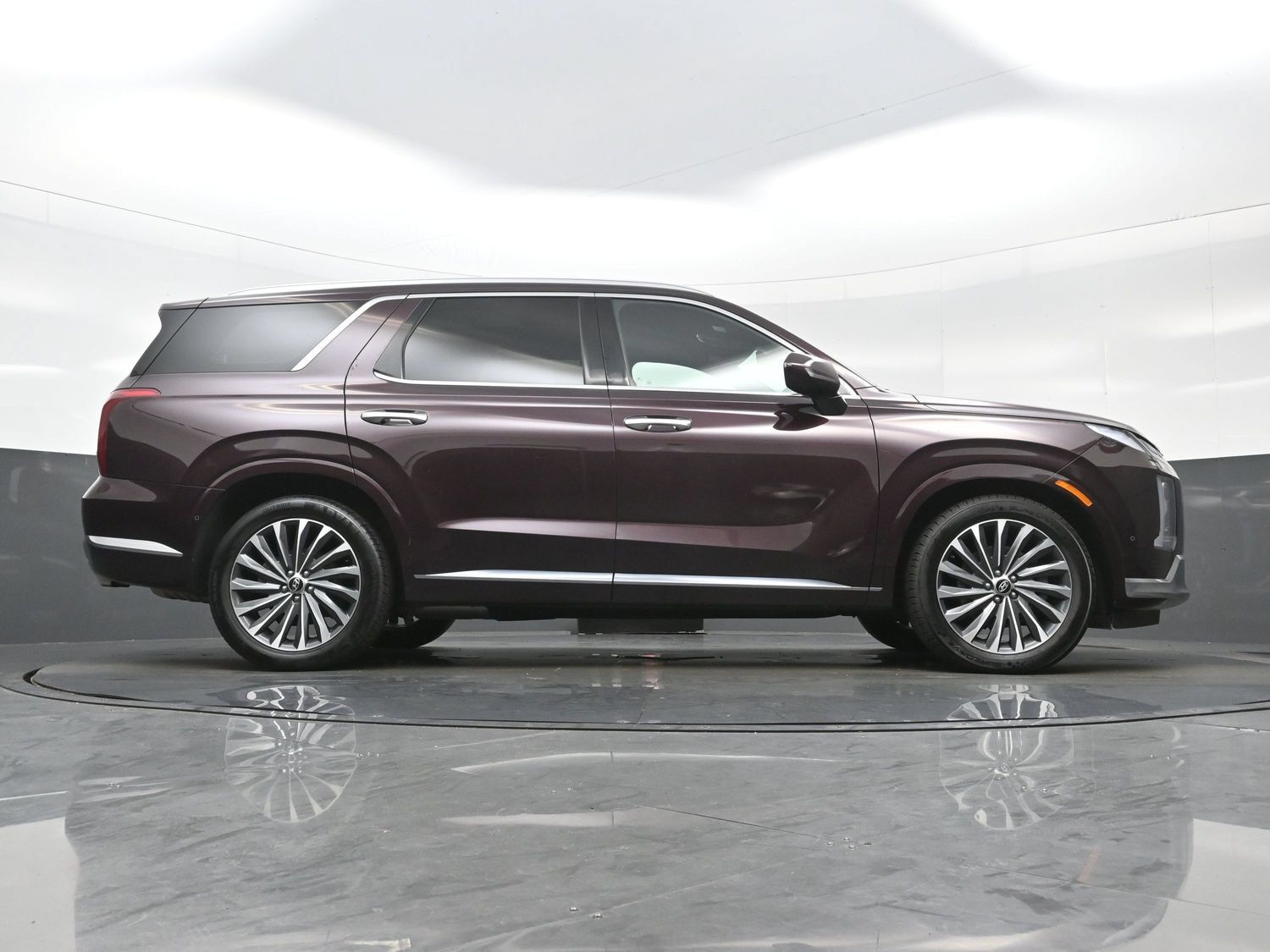 Certified 2024 Hyundai Palisade Calligraphy AWD/4WD image 34