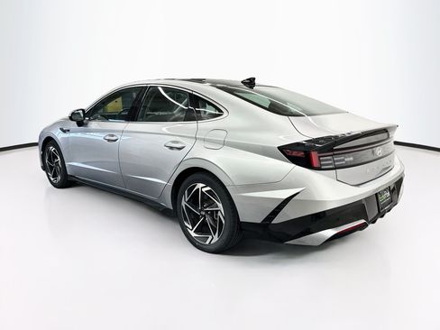 Used 2025 Hyundai Sonata SEL FWD image 5